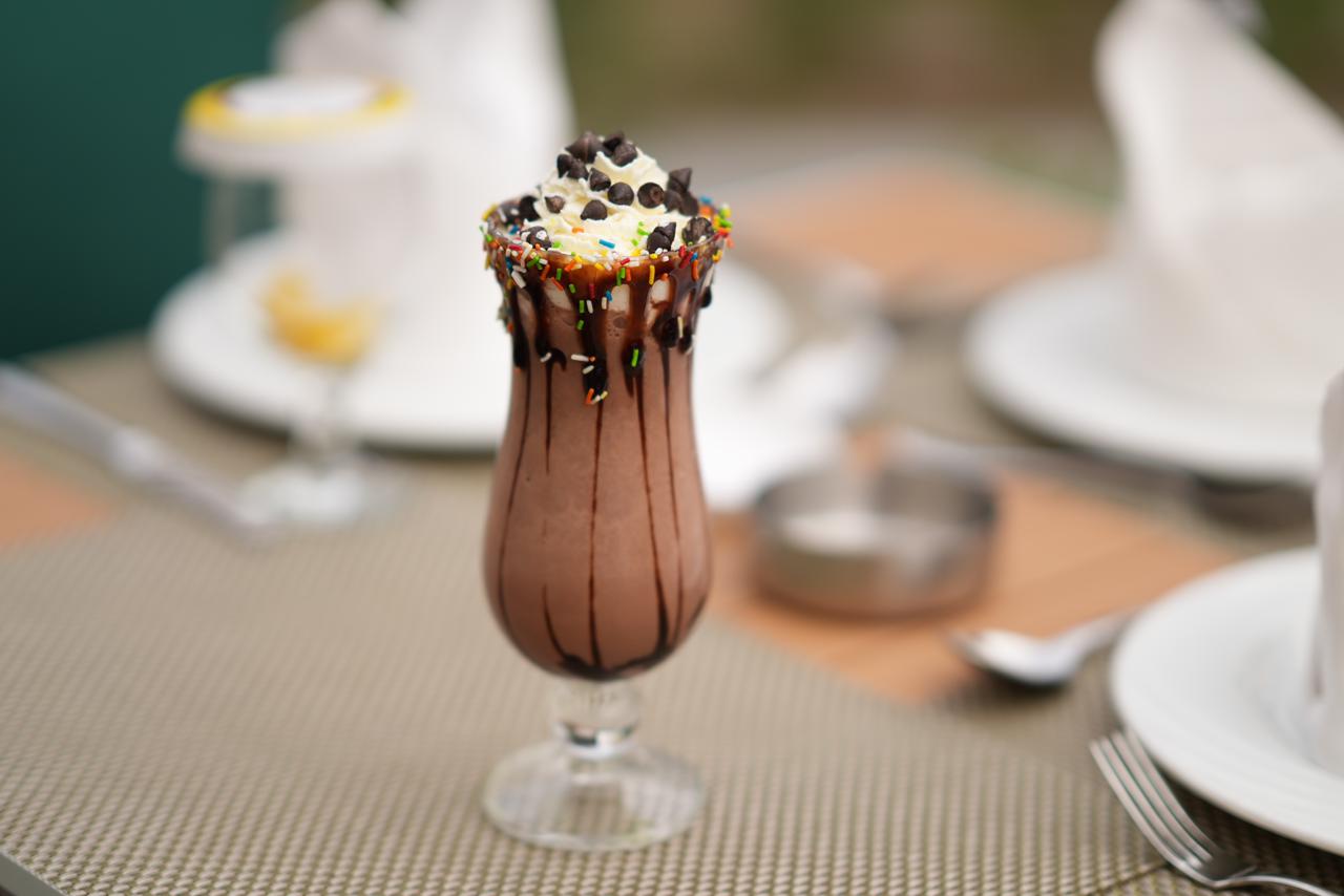 ميلك شيك شوكولا 