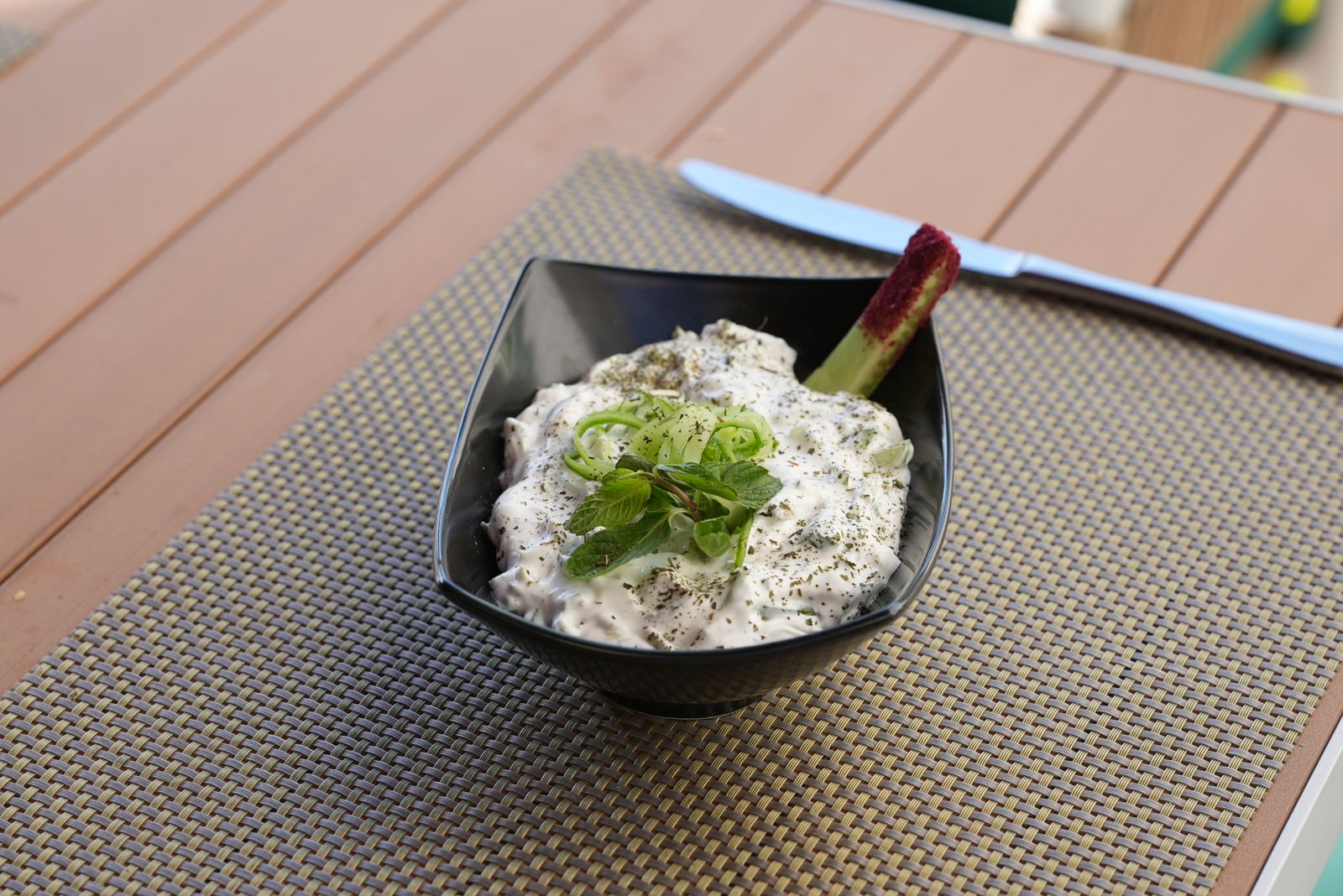 خيار مع لبن